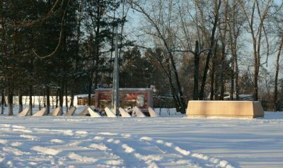 Памятник в Березовке фото Фотахова О.