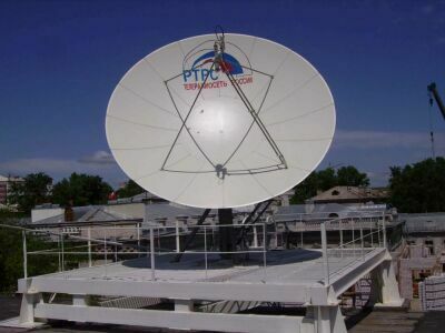 Станция спутниковой связи на доме радио в Благовещенске
